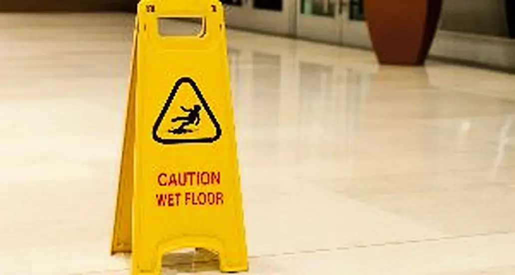 Delivery Driver Awarded €65,000 Damages After Fall On Wet Takeaway Floor