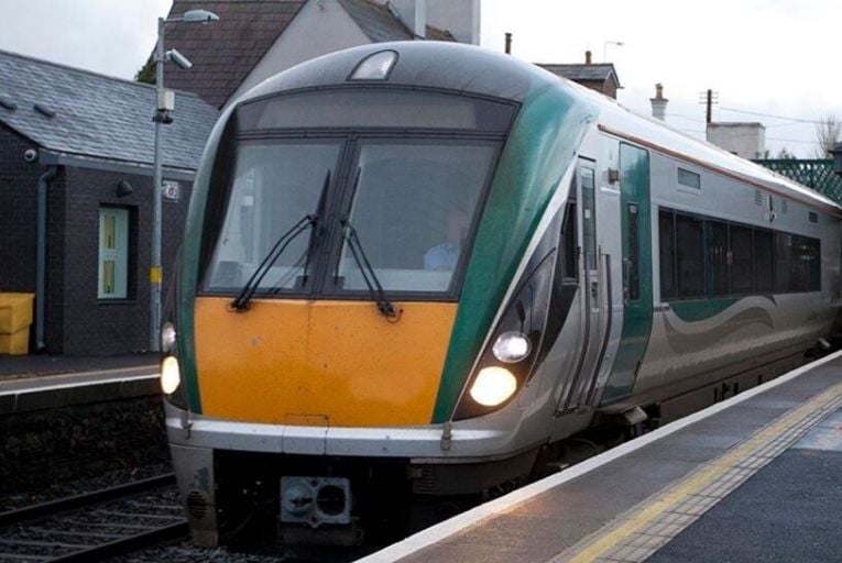 Irish Rail staff vote for industrial action over safety concerns