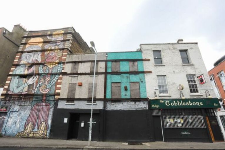 Under the proposed development, the pub would have been retained, however concerns were expressed over the scale and the removal of an area beside the traditional Irish music pub. Picture: RollingNews.ie