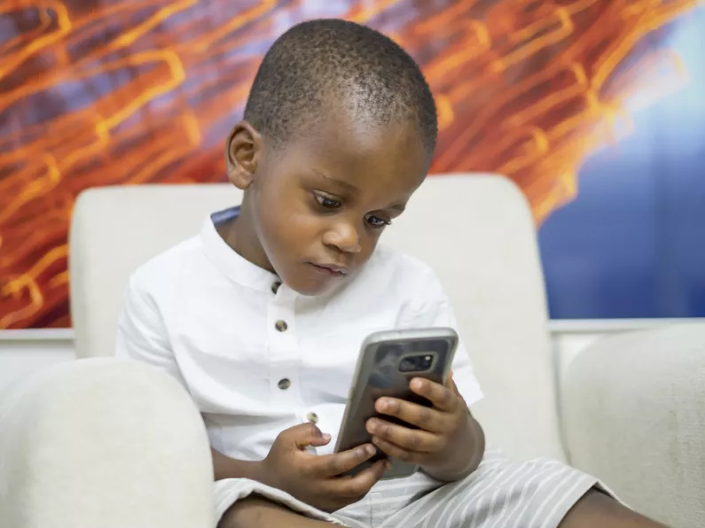 Using screens to calm your kids could be damaging