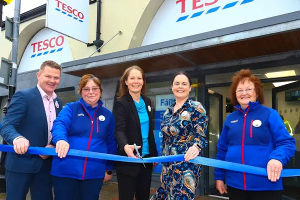 Tesco Opens For Business In Oughterard
