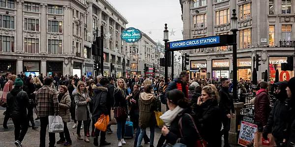 UK Retail Sales Fall In May After April Rise, Outlook Less Gloomy: CBI