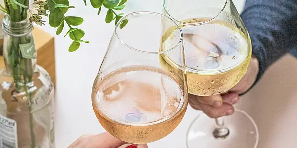 Aldi Ireland Celebrates Rosé Day The Aldi Way