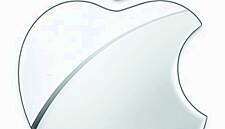 Apple Watch in Muted Debut Without Crowds in Europe and Asia
