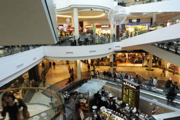 Dundrum Town Centre-Owner Hammerson Expects Higher Full-Year Profit