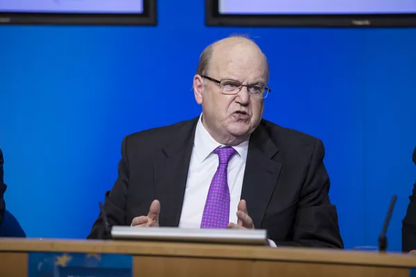 Noonan: Tax On E-Cigarettes Could Yield €8 Million