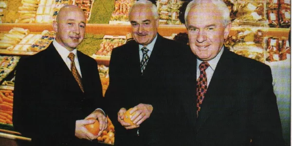 Checkout at 40: SuperValu-Centra Hit The £1 Billion Mark (Oct 1999)