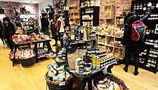 Bord Bia Brings Pop-Up Christmas Box Shop To CHQ Building