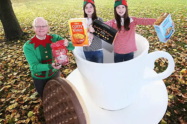 Tesco Shoppers Donate Over €100,000 Worth Of Food To Lions Club