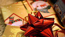 Carat Reveals One In Three Irish Christmas Gifts Bought Online