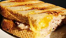 Dubliner Cheese Reveals How The Irish Like Their Grilled Cheese