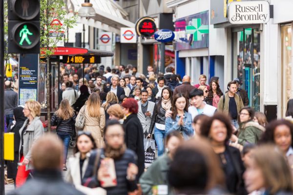 UK Shopper Numbers Dip For Third Straight Week On Wet Weather