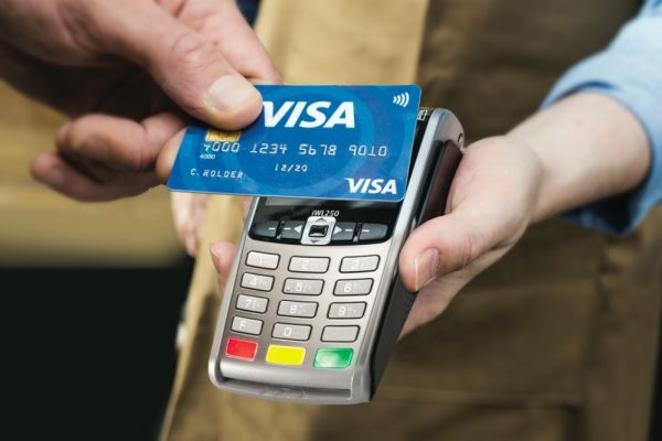 One In Seven Visa Transactions In Ireland Now Contactless