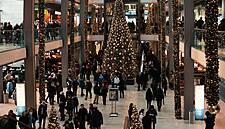 Irish Shoppers To Spend More Than Christmas 2015
