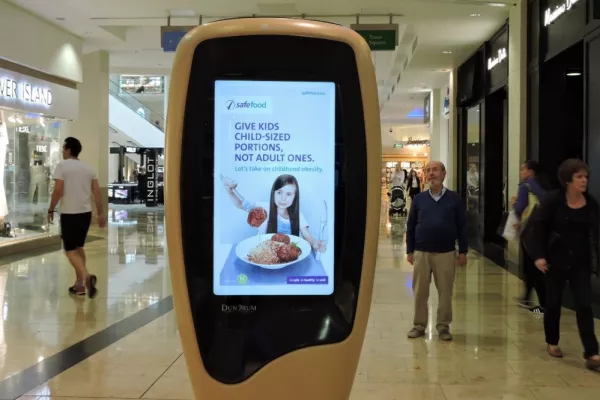 Safefood OOH Campaign Encourages Shoppers To Serve Smaller Portions