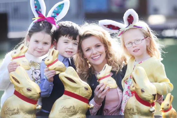 Lindt Raises Funds For Temple Street With Gold Bunny Personalisation Pop-up