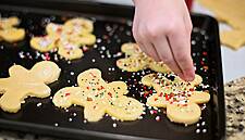 Tesco Hosts Great Irish Bake For Temple Street