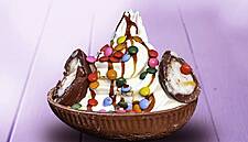 Centra Replaces its Traditional Cone With An Easter Egg Ice Cream
