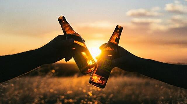 Top Brewers Toast Easing Of Pandemic Curbs With Zero Alcohol Beer