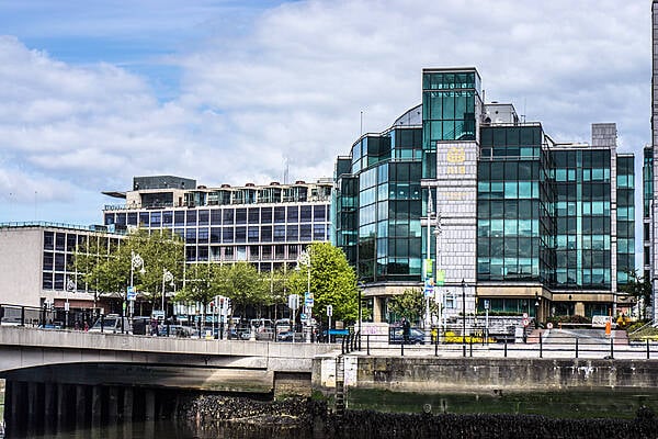 Irish Retail Property Returns Grew By 7.2% in 2016