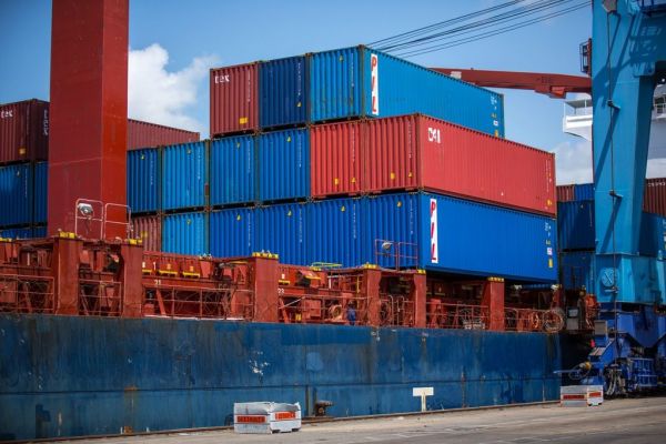 Irish Shipping Activity Dips 2% In Q4 2016