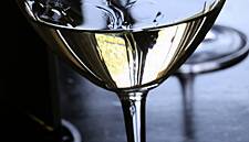 White Wine Remains The Top Wine Among Irish Consumers