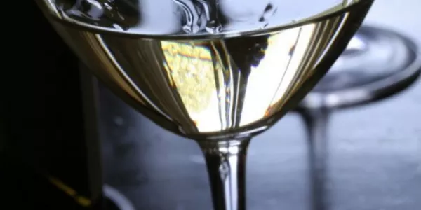 White Wine Remains The Top Wine Among Irish Consumers
