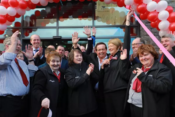 New SuperValu Offically Opens in Bantry
