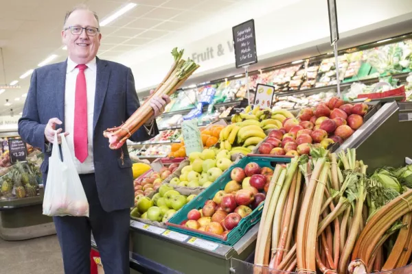 SuperValu Becomes First Retailer To Introduce Compostable Bags