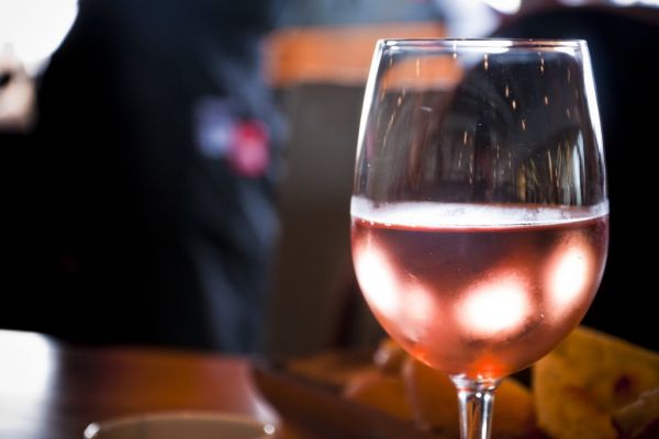 Irish Consumers Pay 20 Times More Excise Tax on Rosé, Compared To Greece