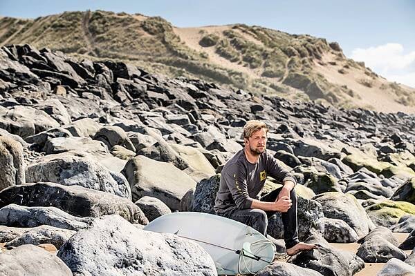 Coca-Cola Collaborates With Centra To Clean Irish Beaches