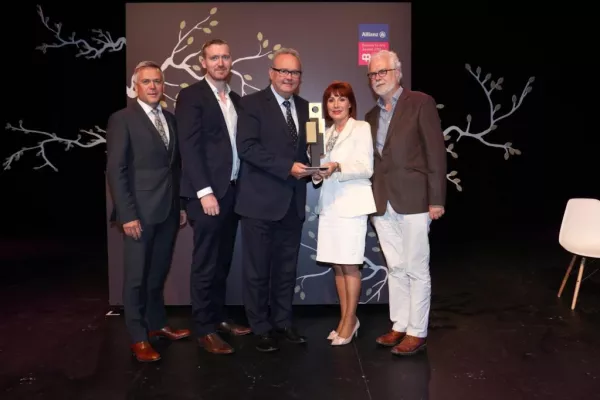 Hennessy Gains Recognition Award at Business to Arts Awards