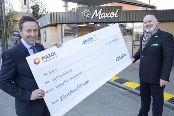 Maxol Raises €25,000 For Aware