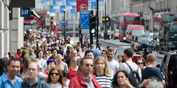 UK Shoppers Pause For Breath In April After Surge In Spending