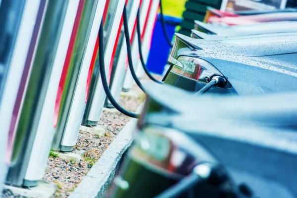 Electric Car Sales Soar In Early 2019 As Interest In Petrol, Diesel Falls