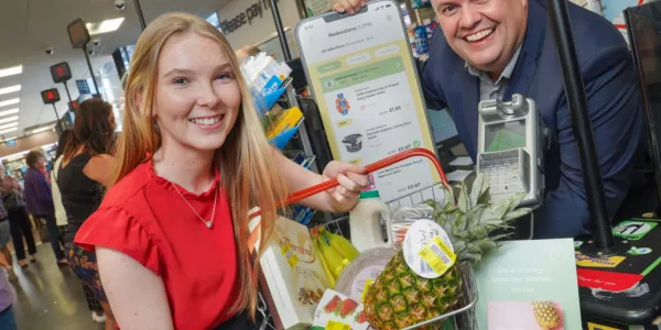 Gander Launches 'World's First' Mobile App To Fight Food Waste In NI