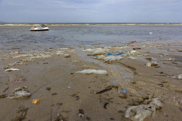 Nestlé Waters Teams Up With Ocean Legacy For Plastic Waste Cleanup