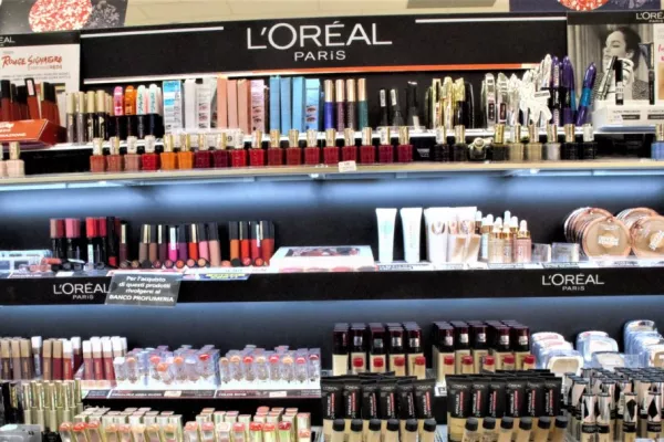 L'Oréal Sees Sales Grow For First Time Since January