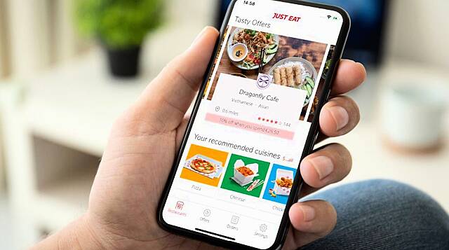 Just Eat Takeaway Says Q1 Orders Up 79% To 200m