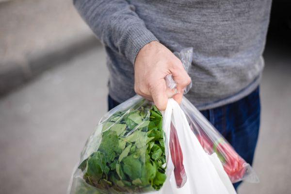 Family Owned Grocers Call For A Town Centre Single Use Plastic Ban: RGDATA