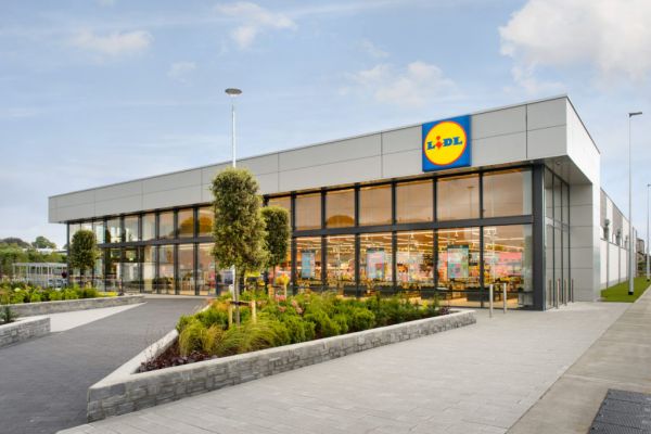 Lidl Ireland Raises €300,000 For Youth Mental Health Charity