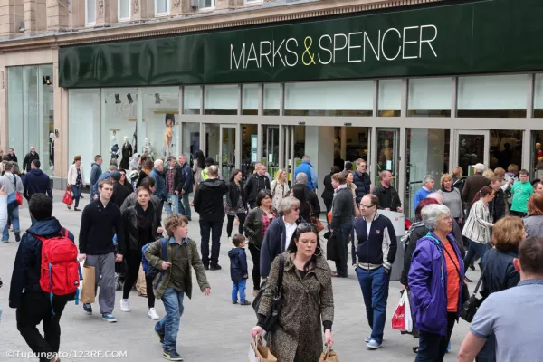 Britain's M&S To Hire 10,000 Workers For Christmas Season