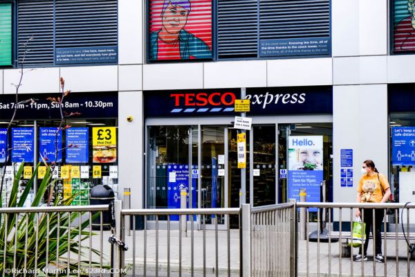 Barclays Explores Deal For Tesco Banking Business