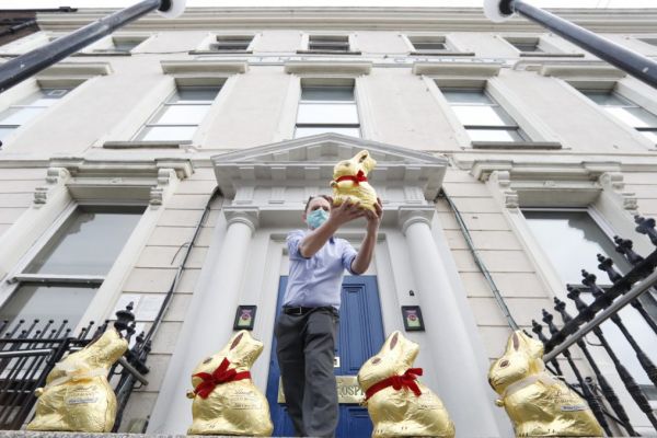 Lindt Donates €40,000 Worth Of Gold Bunny Hunt Packs To Raise Funds For Children’s Charity