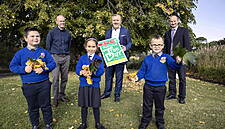 SPAR Teams Up With Tree Council To ‘Be a Good Neighbour’ For National Tree Day
