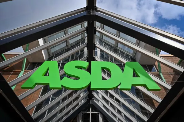 Britain's Asda Sales Fall 9.2% In First Quarter