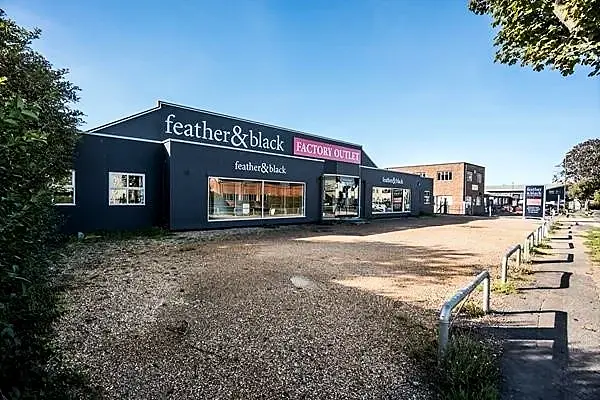 Office Space Solutions, Terminus Road, Chichester, United Kingdom, CHI7356