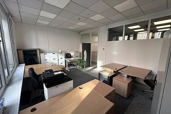 Rent Offices, 18 Dame Street, Dublin, Ireland, DUB7943