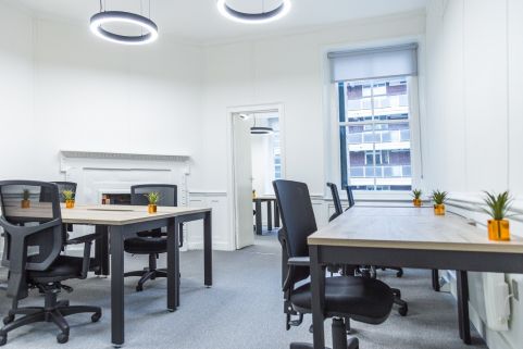 Serviced Offices Rental, 14 - 17 Red Lion Square, Holborn, London, United Kingdom, LON7042