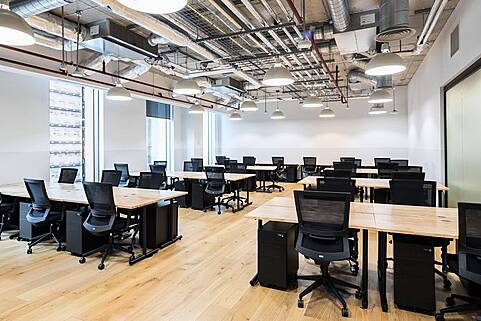 Rent Offices, St Peter's Square, Manchester, United Kingdom, MAN7389